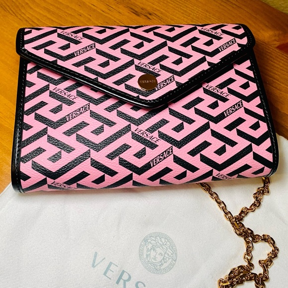 🎉 SALE 🎉 NEW Versace Pink La Greca Signature Coated Canvas Chain Crossbody Bag - Picture 5 of 17